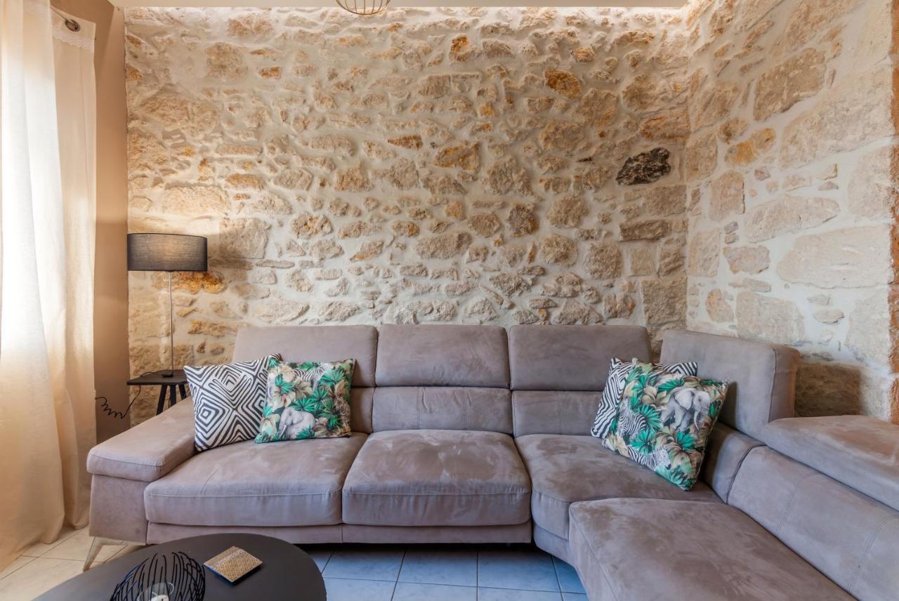 Evangelia Residenza, Elegant In Herakleion!